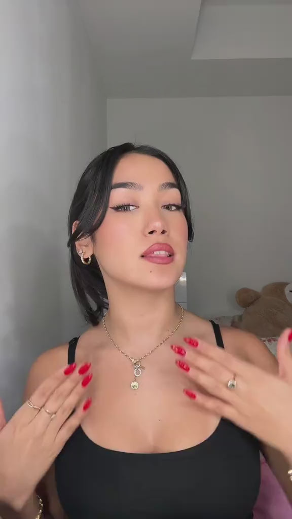 OPI Nail Lacquer Big Apple Red | Opaque Bright Red Crème Chip Resistant Nail Polish | Fast Drying, Streak Free